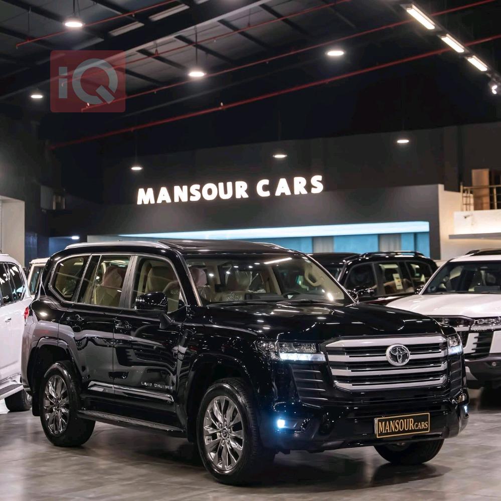 تويوتا لاندكروزر